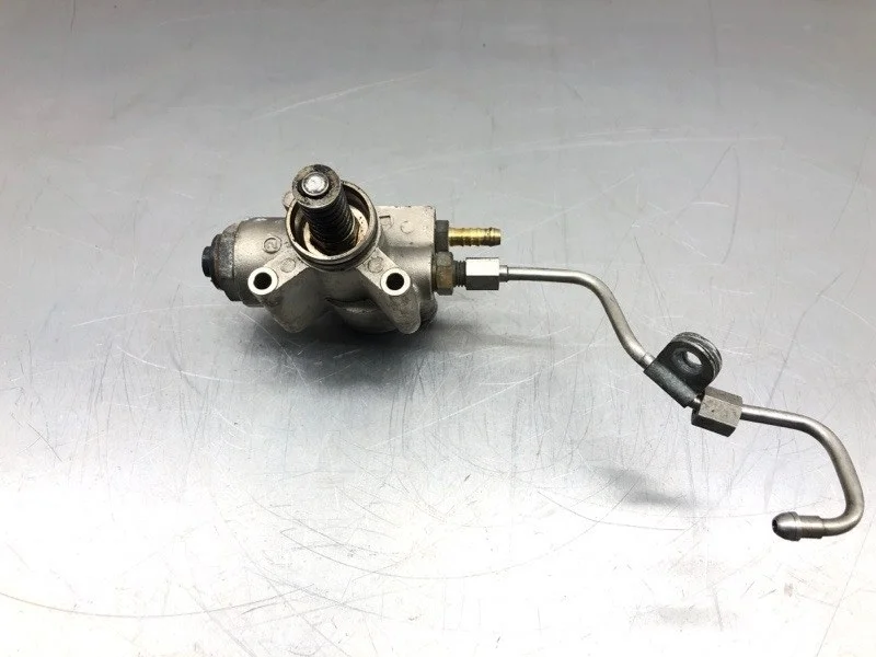 Топливный насос высокого давления Volkswagen Jetta 5 2006 03C127025R СЕДАН BLF