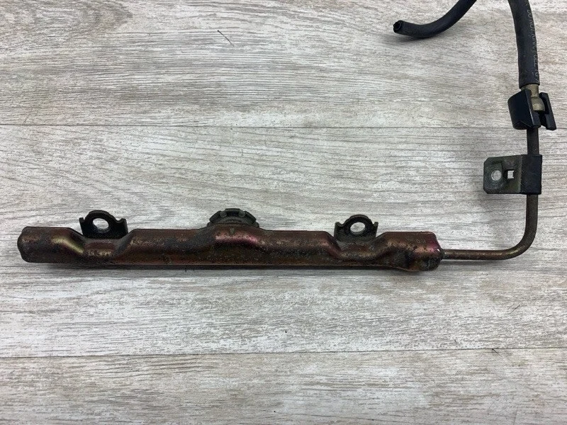 Рампа топливная Toyota Corolla 2002 2380722030 ХЭТЧБЕК 3ZZFE