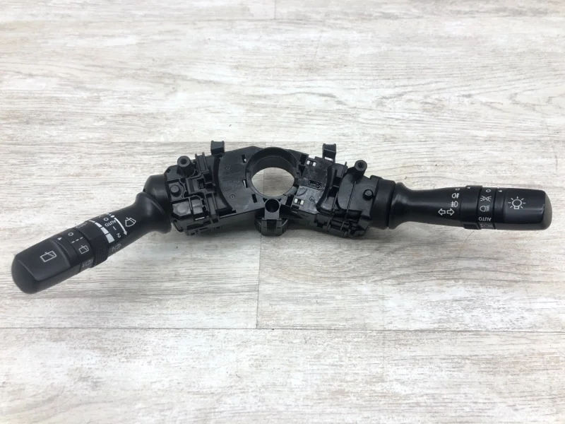 Подрулевой переключатель стрекоза Kia Sportage 2015 934202Y660 КРОССОВЕР G4FD GDI