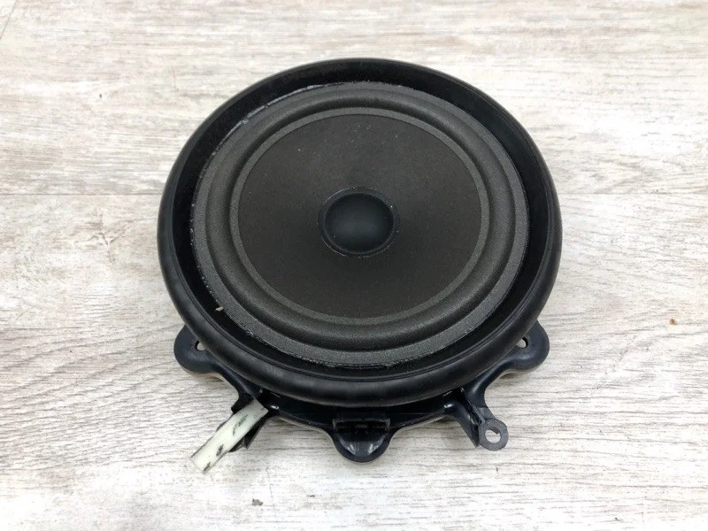 Динамик Audi A4 2005 2752503145 УНИВЕРСАЛ BKE, передний правый