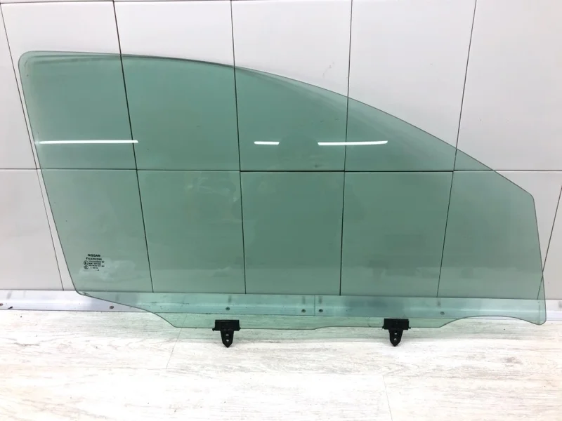Стекло двери Nissan Qashqai 2009 43R001582 КРОССОВЕР K9K 430, переднее правое