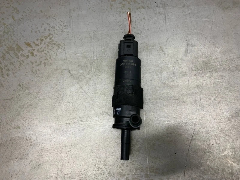 Насос омывателя Audi A6 2011 3B7955681 УНИВЕРСАЛ CGLD