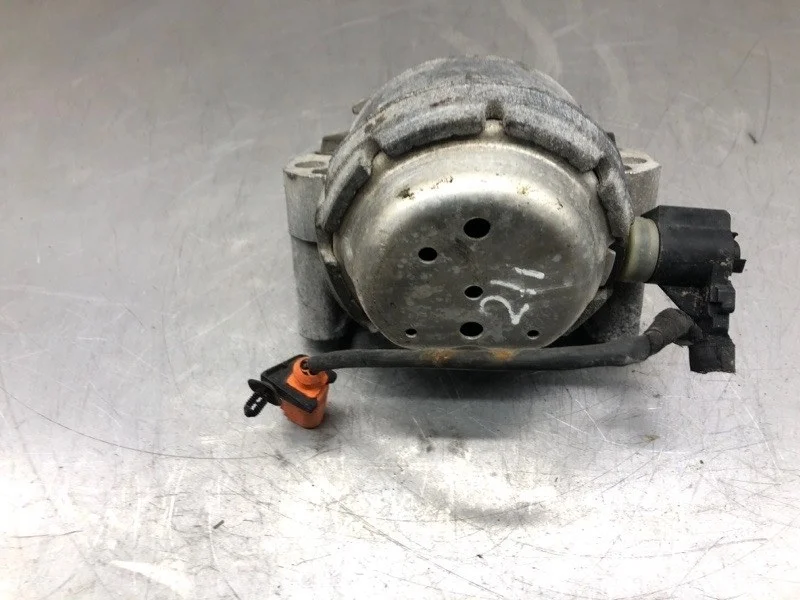 Подушка крепления двигателя Audi A6 2011 4G0199381KP УНИВЕРСАЛ CGLD