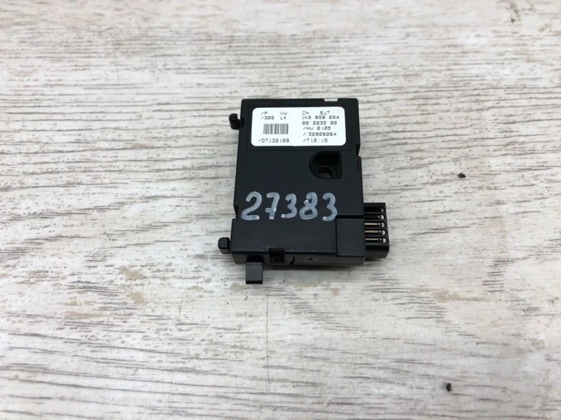 Датчик угла поворота руля Volkswagen Tiguan 2009 1K0959654 КРОССОВЕР CBAB