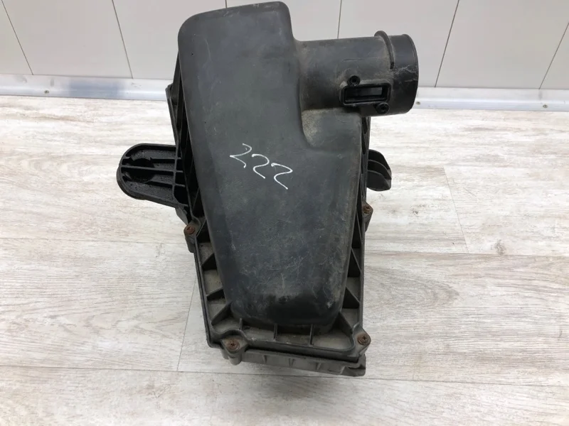Корпус воздушного фильтра Ford Mondeo 4 2009 1518431 УНИВЕРСАЛ QXWB