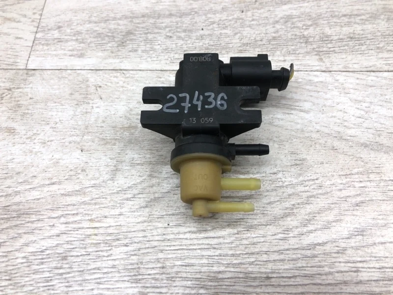 Вакуумный электромагнитный клапан Volkswagen Transporter 5 2013 1K0906627A ФУРГОН CFCA