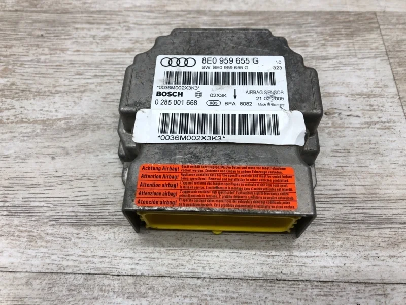 ЭБУ подушки безопасности Audi A4 2005 8Е0959655G УНИВЕРСАЛ BKE