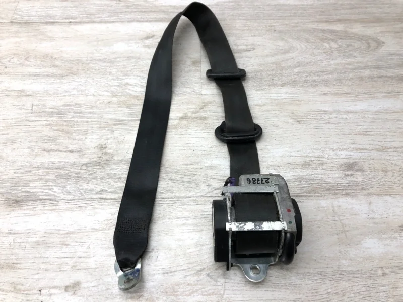 Ремень безопасности Skoda Octavia 2008 1Z0857701C УНИВЕРСАЛ BLS, передний левый