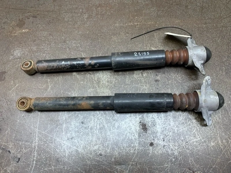 Амортизатор подвески Volkswagen Passat B7 2011 3C0513425 УНИВЕРСАЛ CAYC, задний