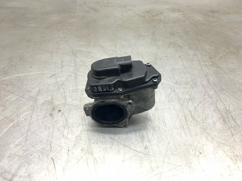 Клапан рециркуляции газов ЕГР Audi A4 2008 03L131501D СЕДАН CAGA