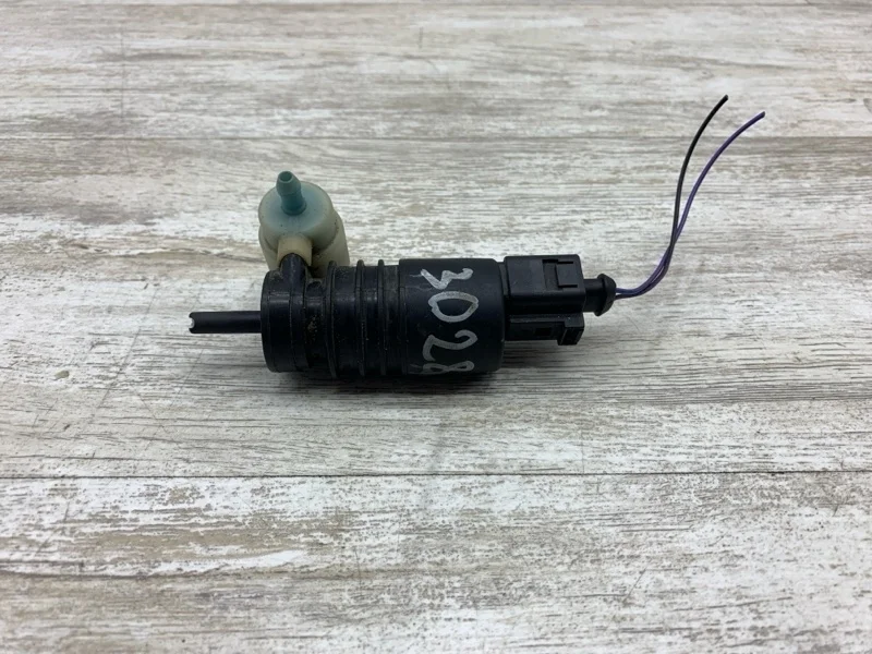 Насос омывателя Audi A4 2006 1Т955651А УНИВЕРСАЛ ALT