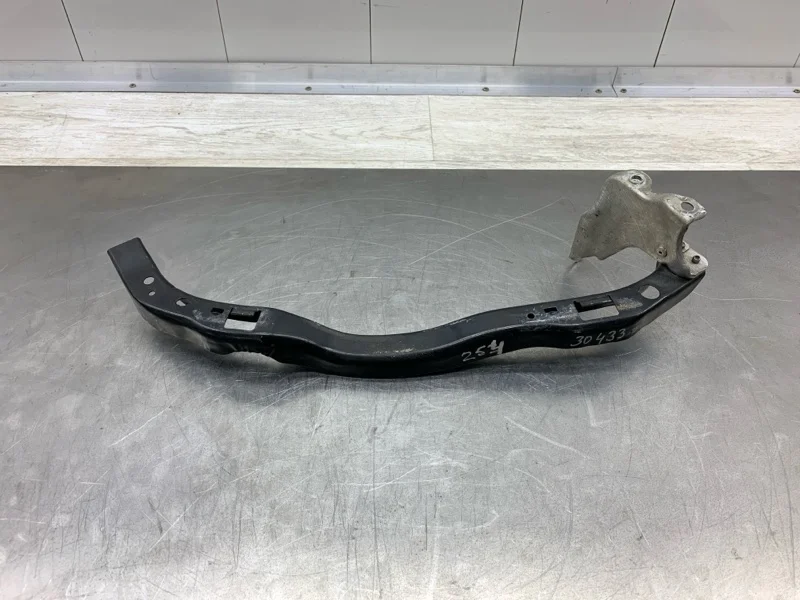 Кронштейн (опора) Subaru Legacy 2003 57707AG060 СЕДАН EJ202