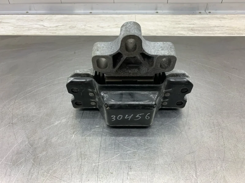 Подушка крепления двигателя Volkswagen Touran 2007 1К0199555 МИНИВЭН BLS, левая