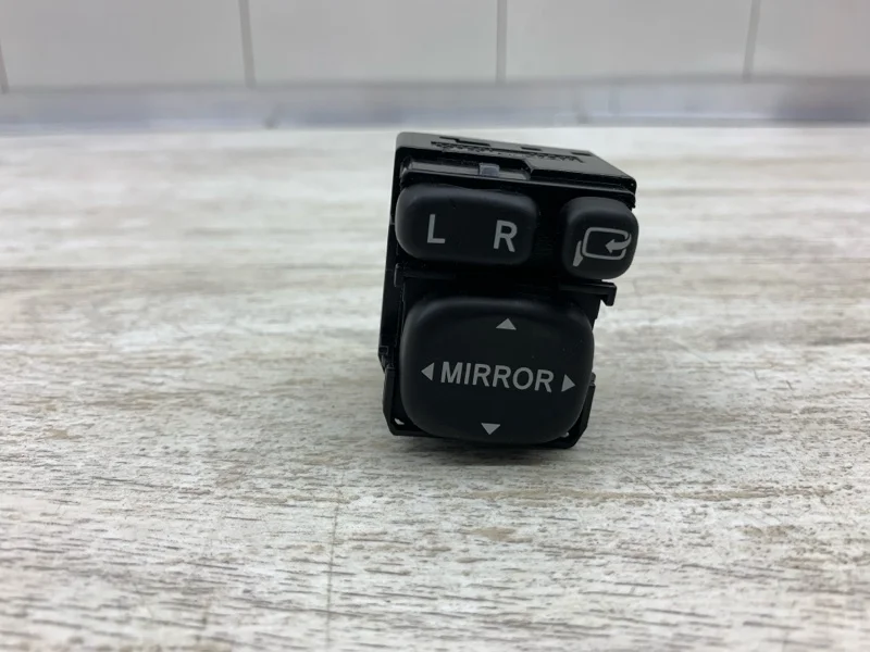 Кнопка управления зеркалами Toyota Avensis 2007 8487205010 УНИВЕРСАЛ 1ADFTV