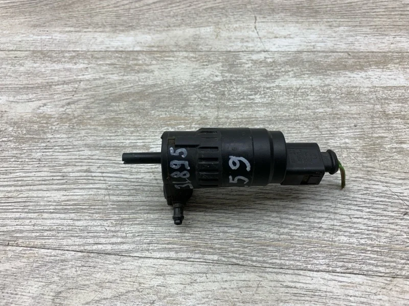 Насос омывателя фар Skoda Octavia 2008 1K6955651 УНИВЕРСАЛ BLS