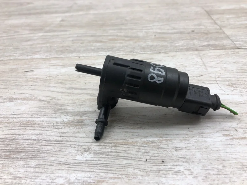 Насос омывателя Skoda Octavia 2006 1K6955651 УНИВЕРСАЛ BKD