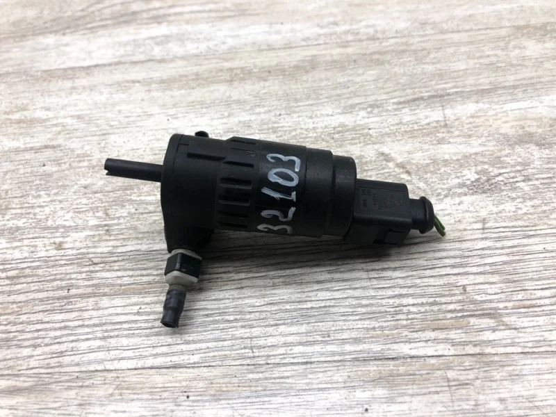 Насос омывателя Volkswagen Golf 2011 1K6955651 ХЭТЧБЕК CAYC