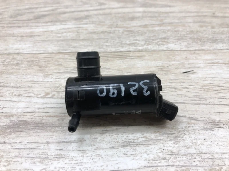 Насос омывателя Volvo V70 2000 9169611 УНИВЕРСАЛ D5252T