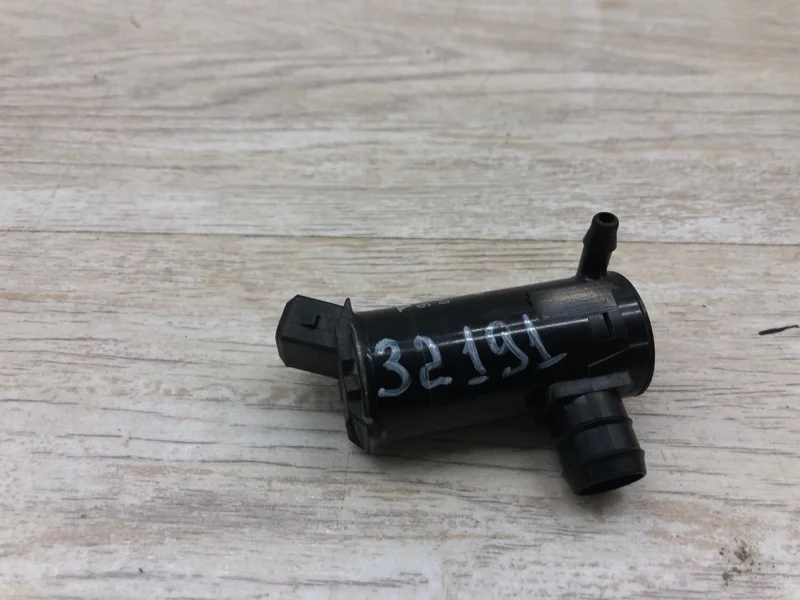 Насос омывателя Volvo V70 2000 9169611 УНИВЕРСАЛ D5252T