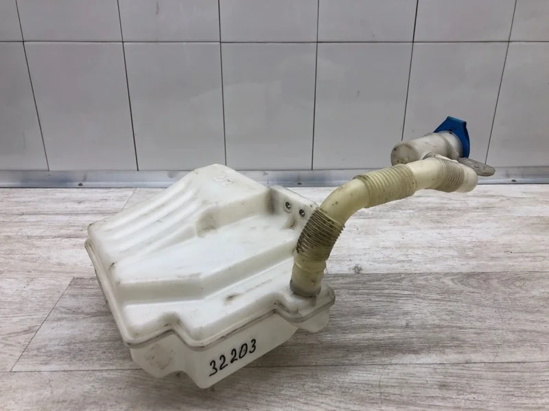 Бачок омывателя Skoda Octavia 2008 1K0955453S УНИВЕРСАЛ BLS