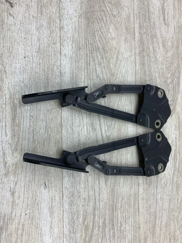 Замок капота Volkswagen Touran 1 2009 1T0823301E МИНИВЭН BLS