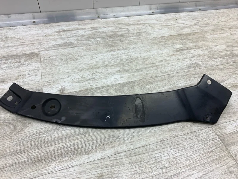 Кронштейн крепления фары Volkswagen Tiguan 2009 5N0806930A КРОССОВЕР CBAB, правый