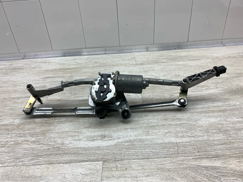 Трапеция дворников с двигателем Volvo V70 2000 8624241 УНИВЕРСАЛ D5252T