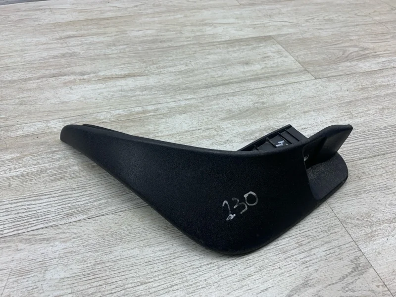 Брызговик Kia Sportage 2015 868413U001 КРОССОВЕР G4FD GDI, задний левый