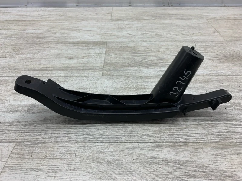 Крепление бампера Audi A6 2005 1K0807889B УНИВЕРСАЛ BPP, переднее левое