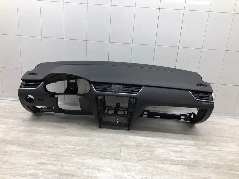 Торпедо Skoda Octavia 2013 5E1857007Q УНИВЕРСАЛ CJZA