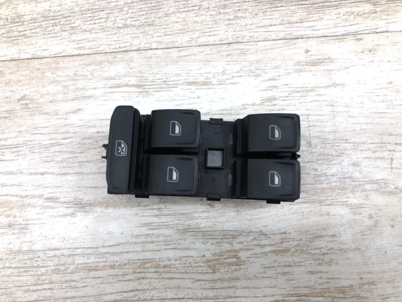 Блок управления стеклоподъемниками Skoda Octavia 2013 5E0959857 УНИВЕРСАЛ CJZA, передний левый