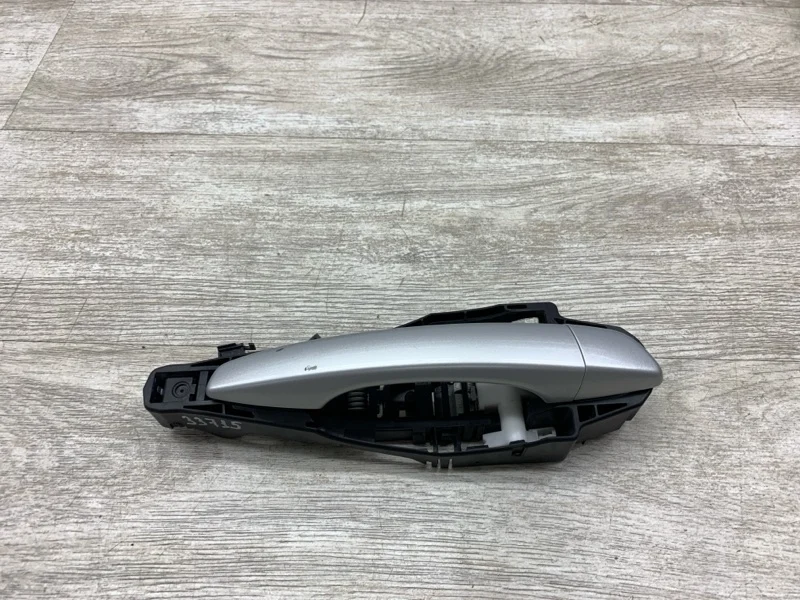 Ручка двери внешняя Peugeot 508 2011 9101PG УНИВЕРСАЛ 9H05 (DV6C), передняя правая