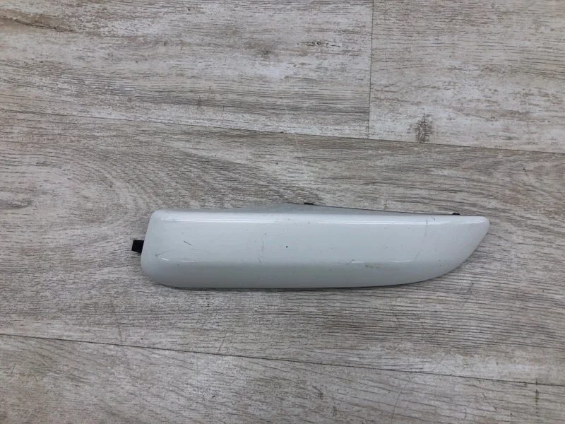 Накладка на бампер Peugeot 308 Sw 2008 9680507377 УНИВЕРСАЛ 9HZ (DV6TED4), передняя левая