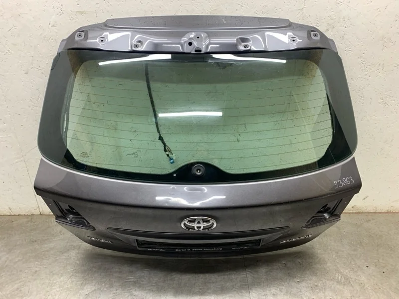 Крышка багажника Toyota Avensis 2010 6700505100 УНИВЕРСАЛ 1ADFTV
