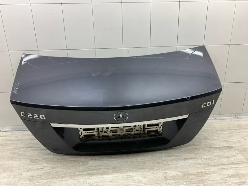 Крышка багажника Mercedes-Benz C-Class 2008 A2047500075 646.811