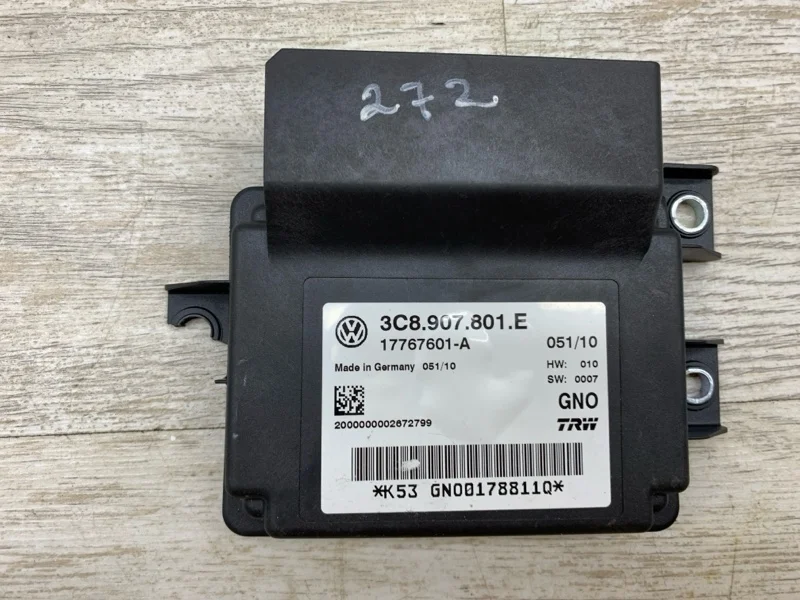 Блок управления стояночным тормозом Volkswagen Passat Cc 2010 3C8907801E СЕДАН CBBB