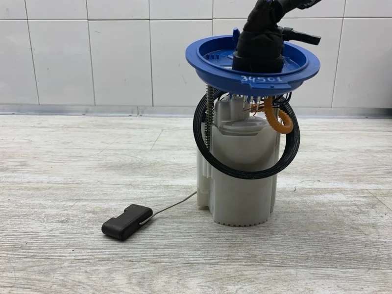 Насос топливный электрический Skoda Octavia 2013 5Q0919051M УНИВЕРСАЛ CJZA