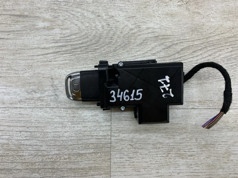 Замок зажигания Audi A4 2014 8K0909131D УНИВЕРСАЛ CGLC