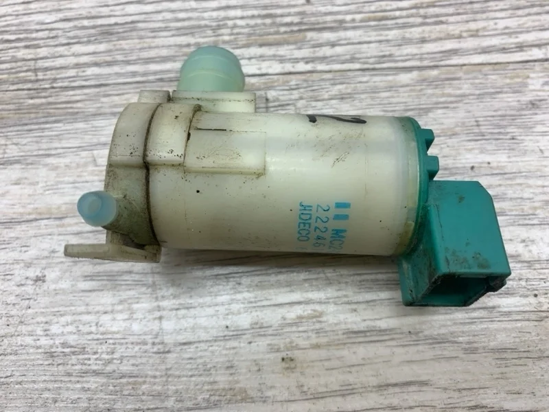 Насос омывателя Nissan X-Trail 2007 2892050Y10 ВНЕДОРОЖНИК YD22ETI