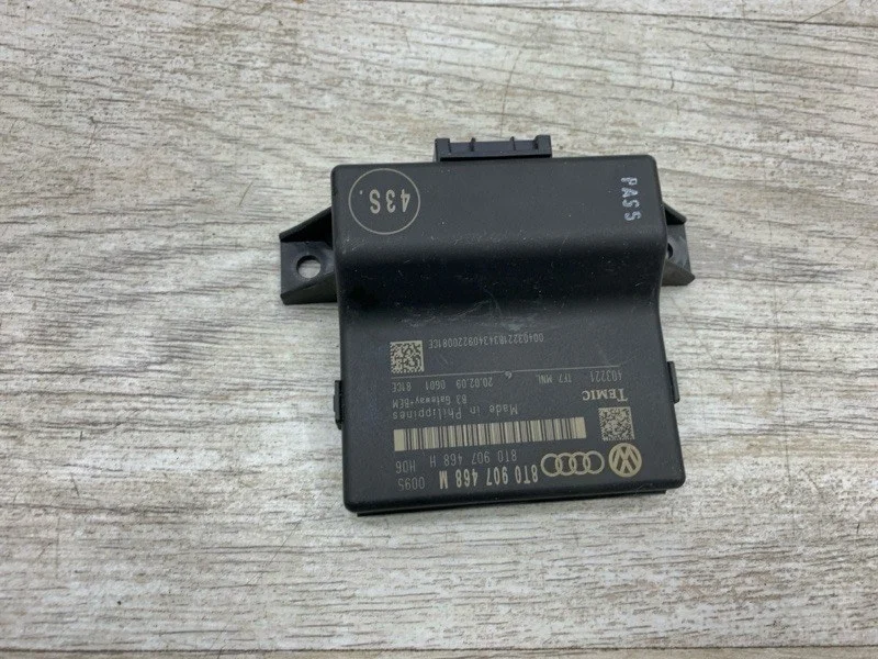 Блок комфорта Audi A4 2009 8T0907468M УНИВЕРСАЛ CAGA