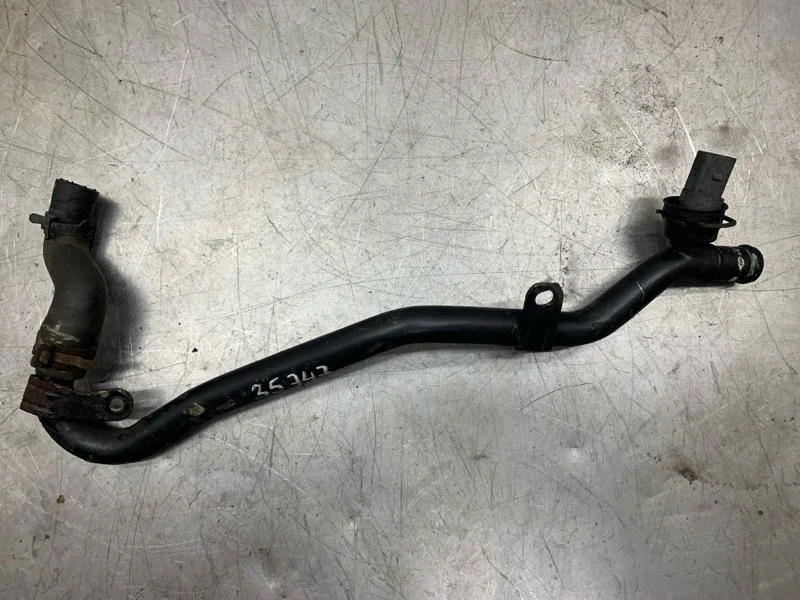 Патрубок системы охлаждения Volkswagen Caddy 2011 1K0121101CP ФУРГОН CAYE