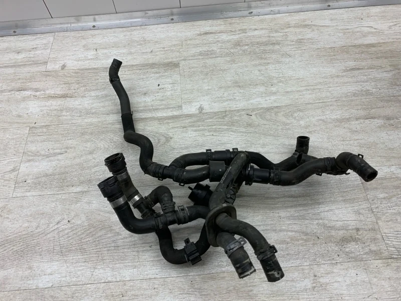 Патрубок системы охлаждения Audi A4 2009 8K0819350AL УНИВЕРСАЛ CAGA