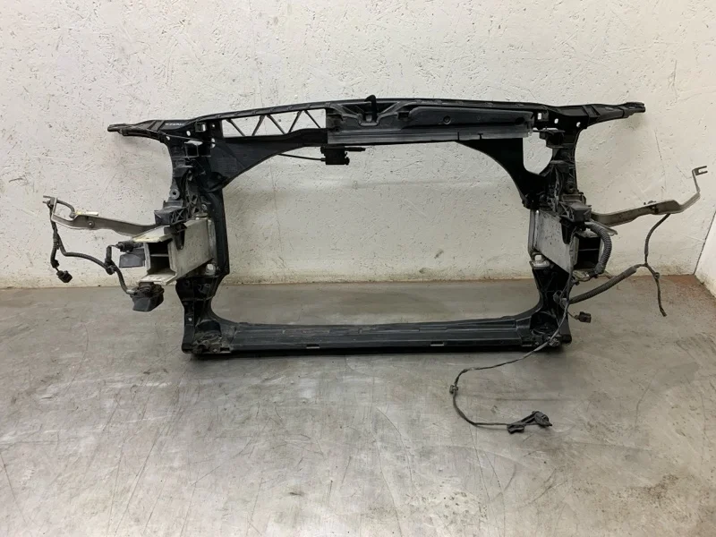 Рамка телевизор Audi A6 2012 4G0805594C УНИВЕРСАЛ CLAA