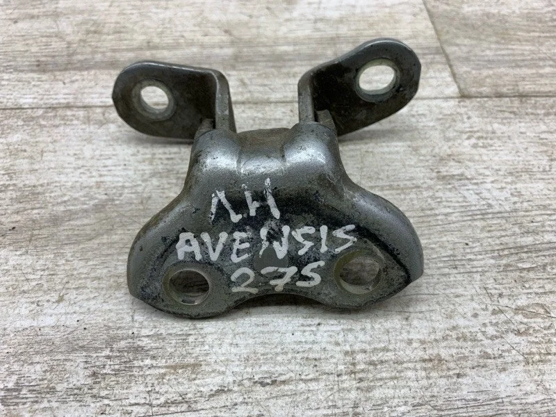 Петля двери Toyota Avensis 2009 6874002050 УНИВЕРСАЛ 2ZR-FAE, передняя левая