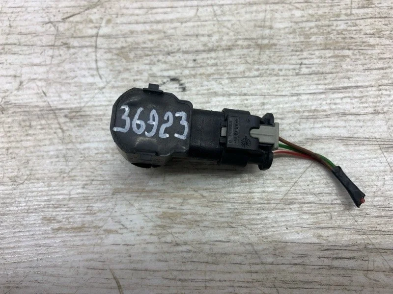 Датчик парктроника Volkswagen Passat Cc 2010 4H0919275 СЕДАН CBBB, передний