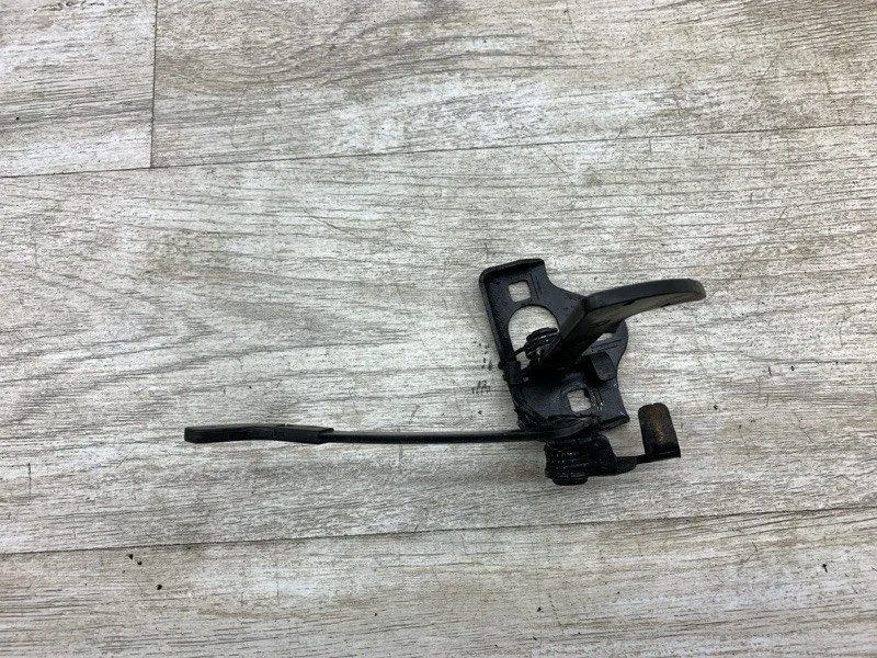 Замок капота Skoda Octavia 2009 1Z0823480F УНИВЕРСАЛ BLS