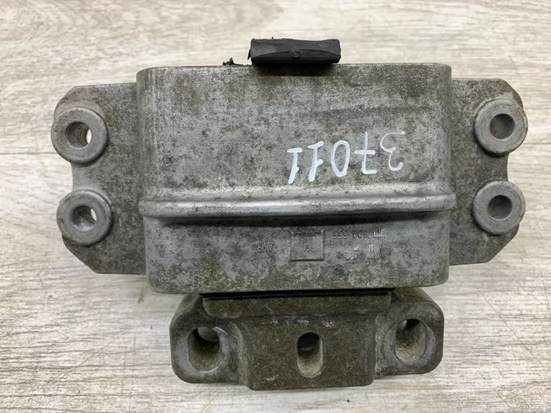 Подушка двигателя Volkswagen Caddy 2009 1K0199555M ФУРГОН BLS