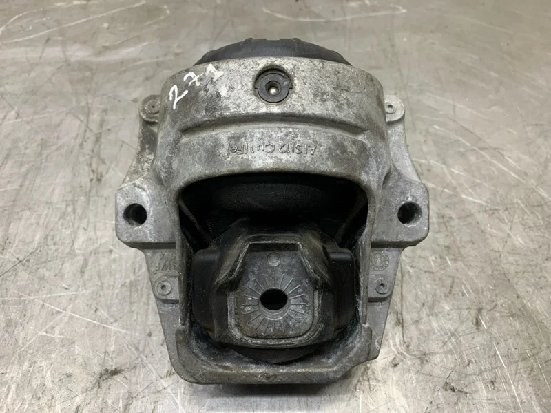 Подушка двигателя Audi A4 2014 8R0199381B УНИВЕРСАЛ CGLC, левая