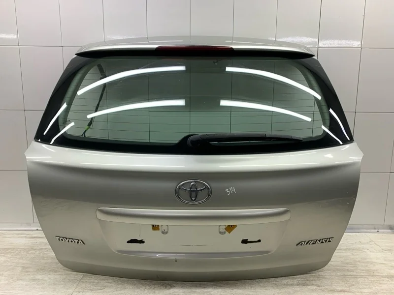 Крышка багажника Toyota Avensis 2007 6700505091 УНИВЕРСАЛ 3ZZ-FE