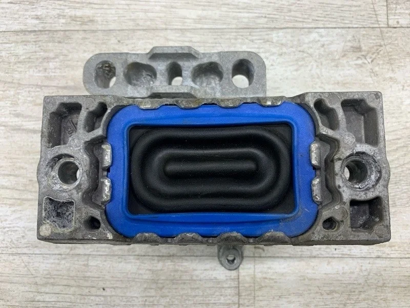 Подушка двигателя Volkswagen Caddy 2004 1K0199262K ФУРГОН BCA, правая